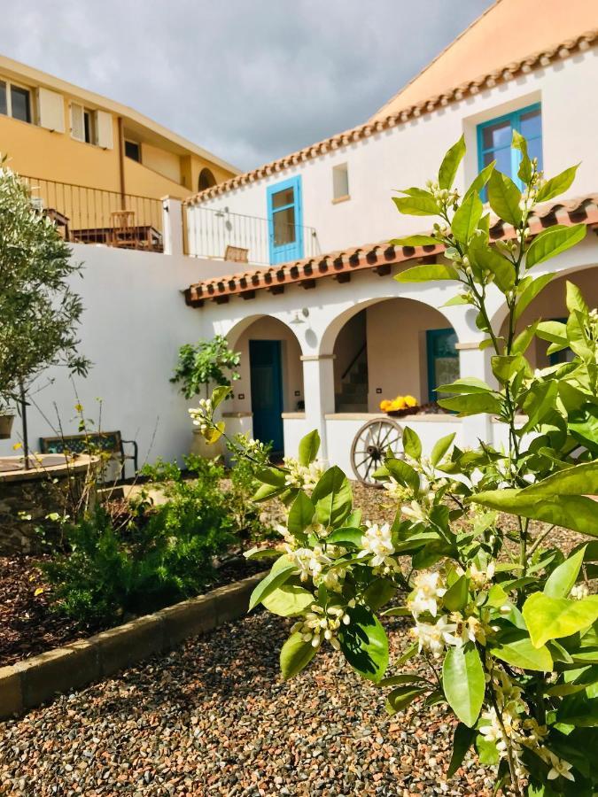 Centu Concas Bed and Breakfast Muravera Buitenkant foto