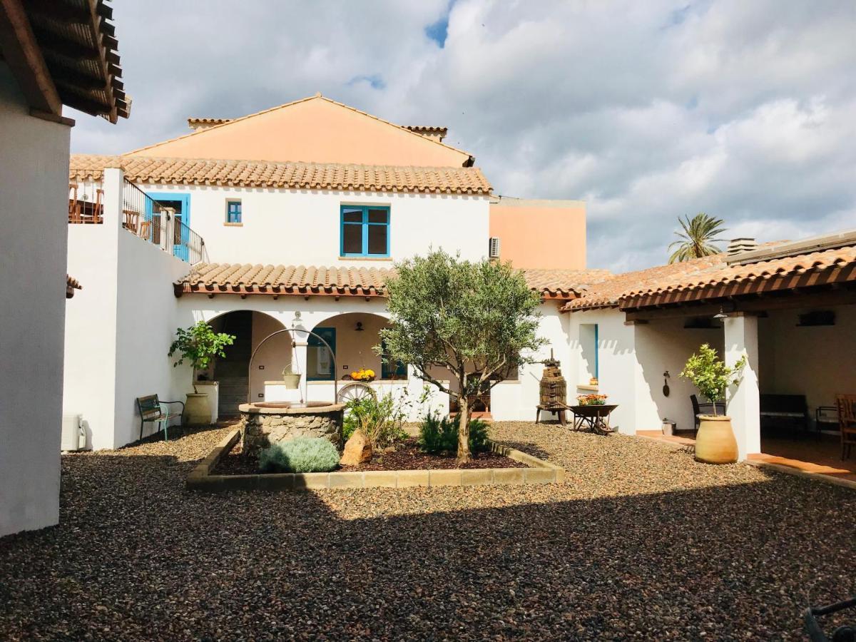 Centu Concas Bed and Breakfast Muravera Buitenkant foto