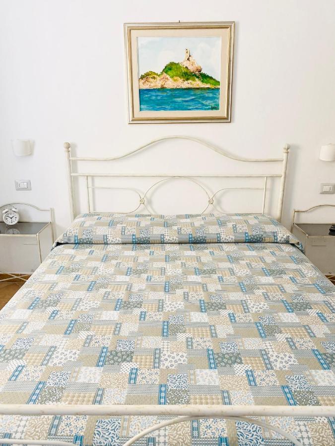 Centu Concas Bed and Breakfast Muravera Buitenkant foto